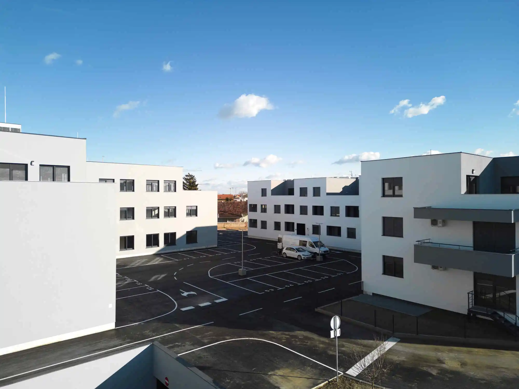 Poslovno stambena građevina Karlovačka ulica